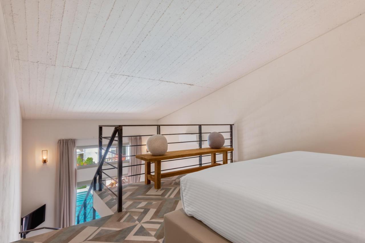 Saronis Suites Saronida 외부 사진