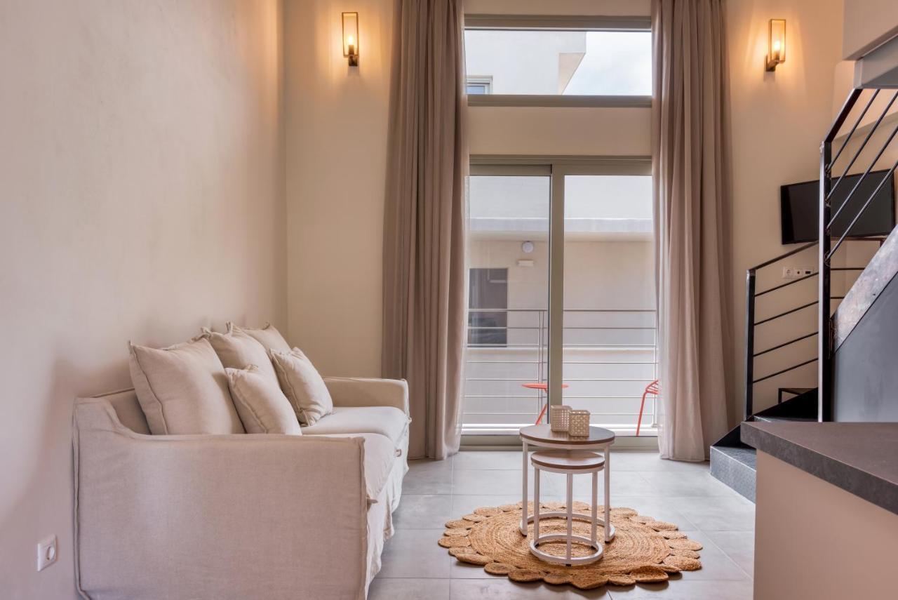 Saronis Suites Saronida 외부 사진