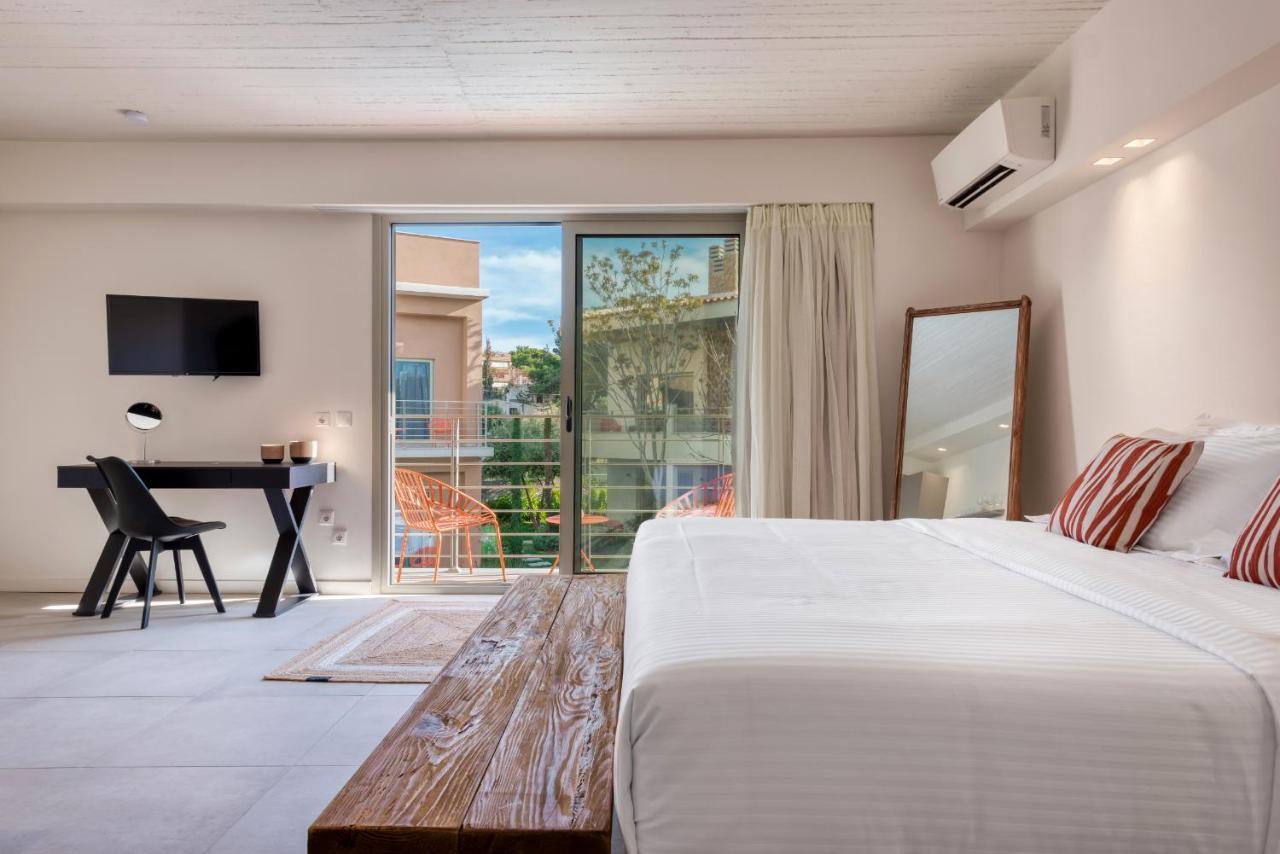 Saronis Suites Saronida 외부 사진