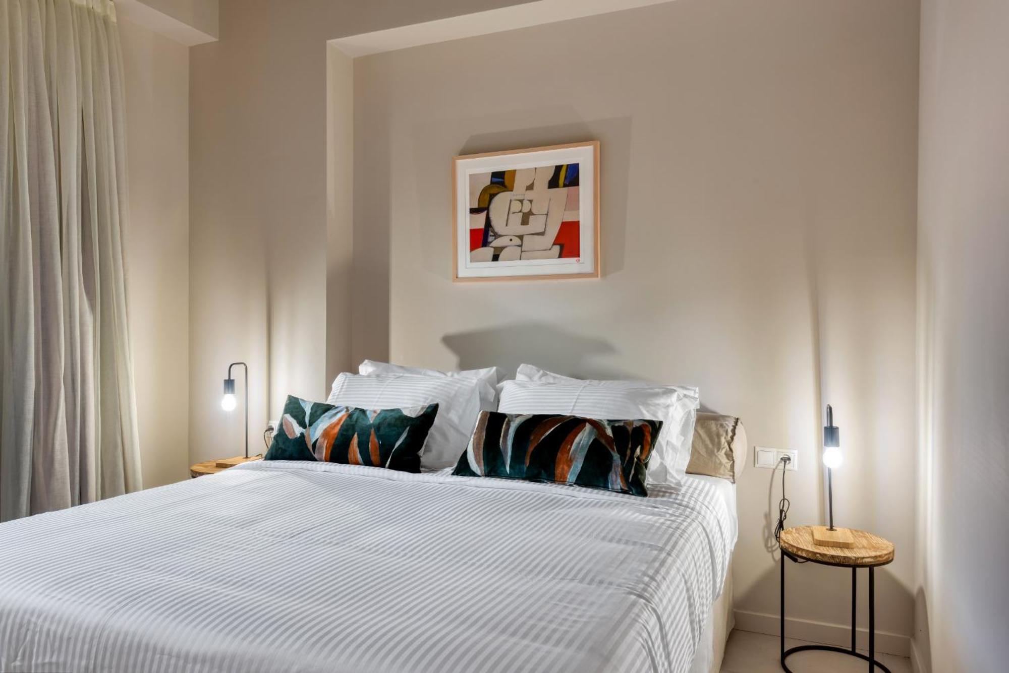 Saronis Suites Saronida 외부 사진