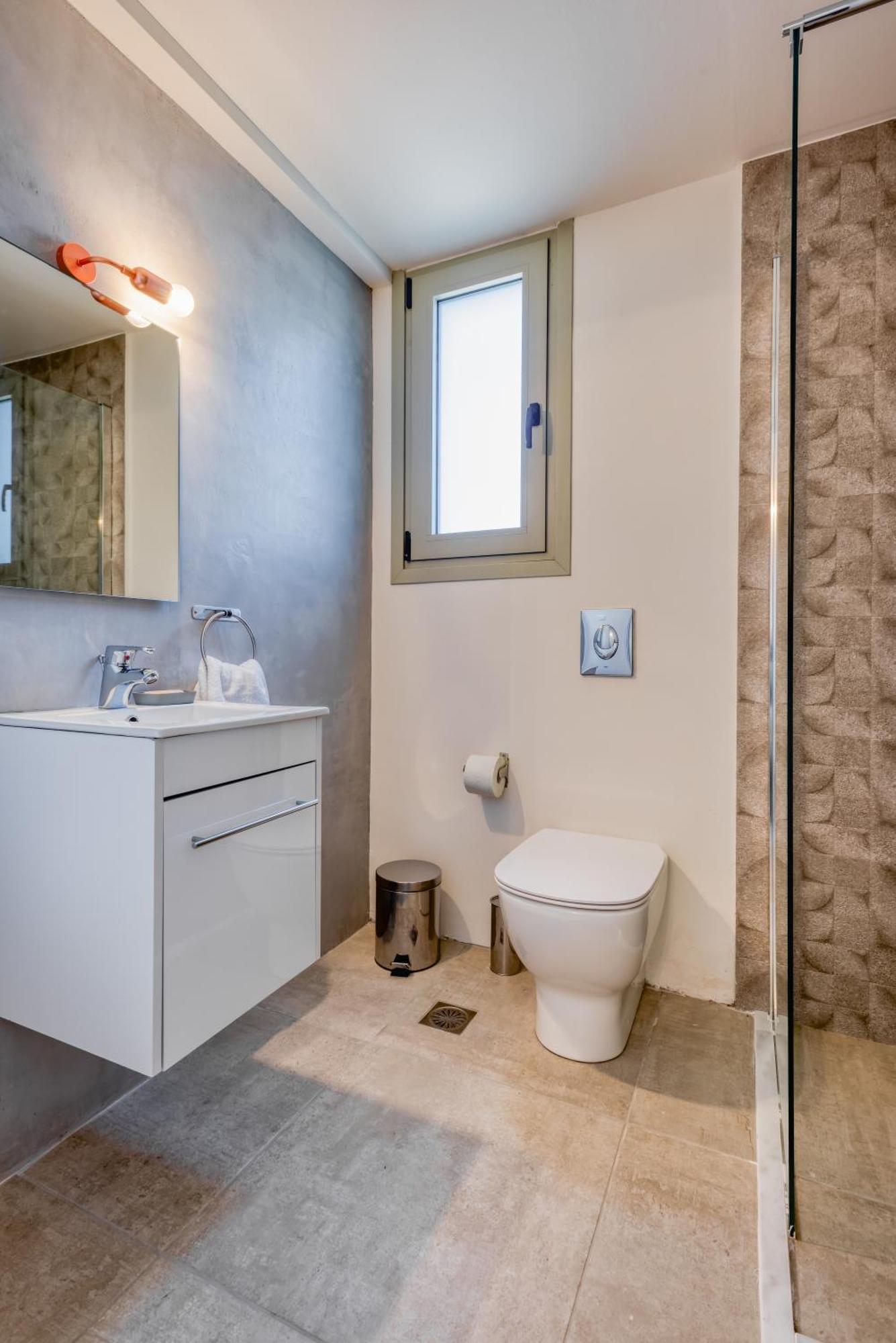 Saronis Suites Saronida 객실 사진